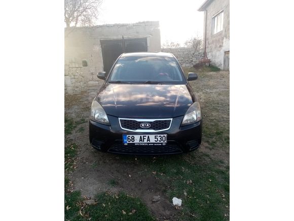 Sahibinden Kia Rio 1.4 GSL Trend 2011 Model  281.000 km Siyah