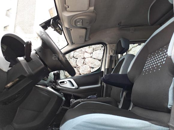 CITROEN Berlingo 1.6 HDi  LEDLİ KASA