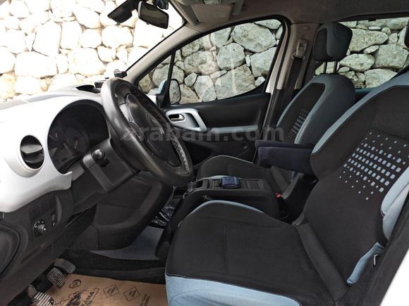 CITROEN Berlingo 1.6 HDi  LEDLİ KASA