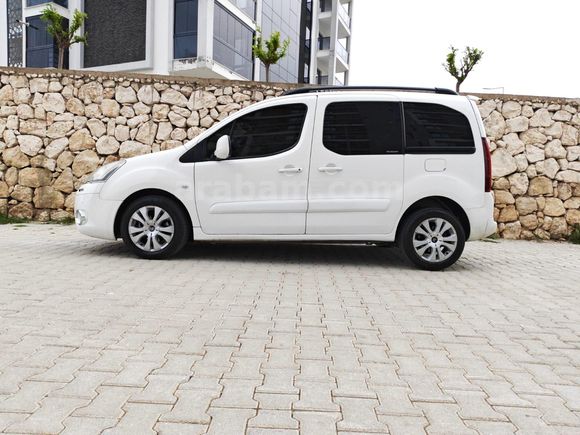 CITROEN Berlingo 1.6 HDi  LEDLİ KASA