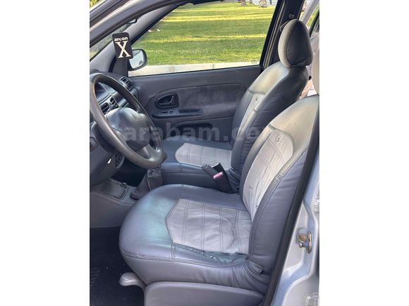 Sahibinden Renault Clio 1.6 RXT 2000 Model 