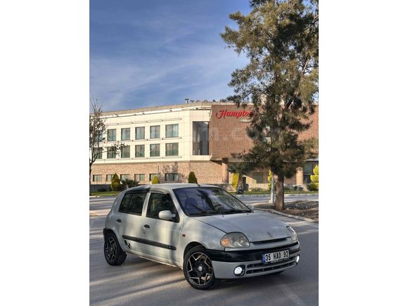 Sahibinden Renault Clio 1.6 RXT 2000 Model 
