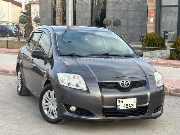 Toyota Auris 1.4 D-4D Comfort 2009 Model