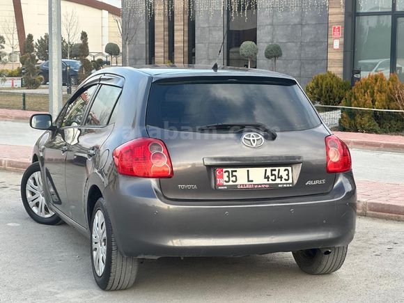 Toyota Auris 1.4 D-4D Comfort 2009 Model