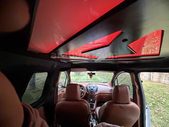 Galeriden Ford Tourneo Courier 1.5 TDCi Titanium 2022 Model Afyonkarahisar