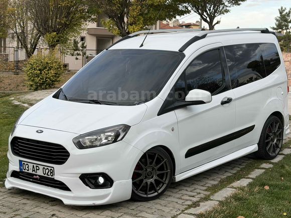 Galeriden Ford Tourneo Courier 1.5 TDCi Titanium 2022 Model Afyonkarahisar
