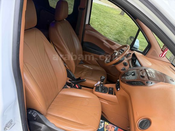 Galeriden Ford Tourneo Courier 1.5 TDCi Titanium 2022 Model Afyonkarahisar
