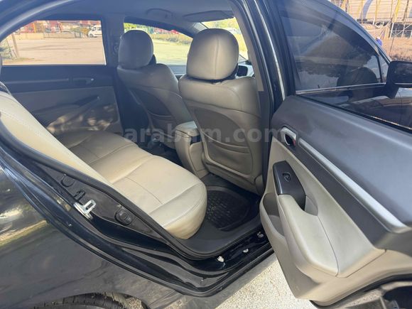 Galeriden Honda Civic 1.6i VTEC Elegance 2011 Model Afyonkarahisar