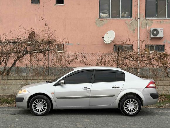 Galeriden Renault Megane 1.5 dCi Privilege 2008 Model Afyonkarahisar