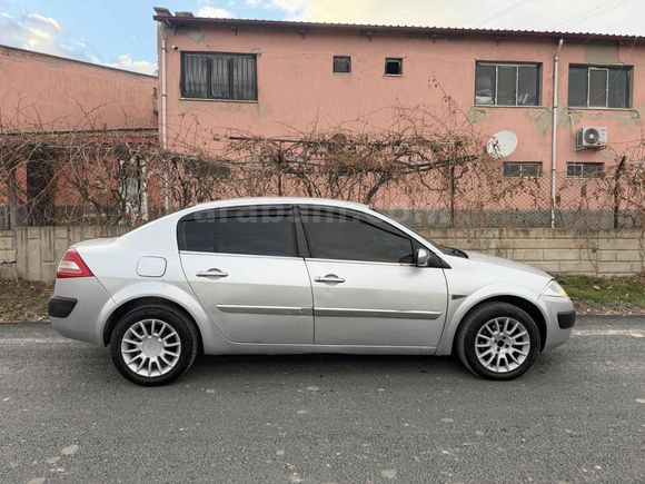 Galeriden Renault Megane 1.5 dCi Privilege 2008 Model Afyonkarahisar