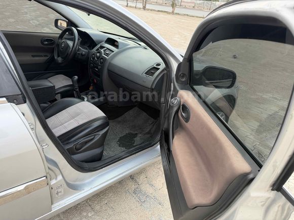 Galeriden Renault Megane 1.5 dCi Privilege 2008 Model Afyonkarahisar