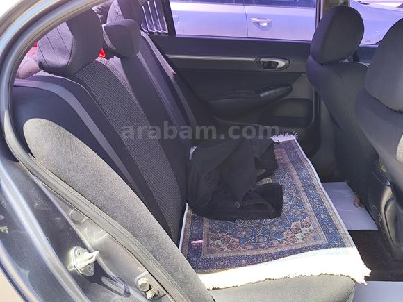Sahibinden Honda Civic 1.6i VTEC Elegance 2010 Model