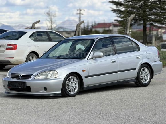 Sahibinden Honda Civic 1.6 i ES 2000 Model 