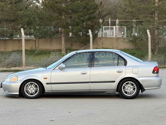 Sahibinden Honda Civic 1.6 i ES 2000 Model 