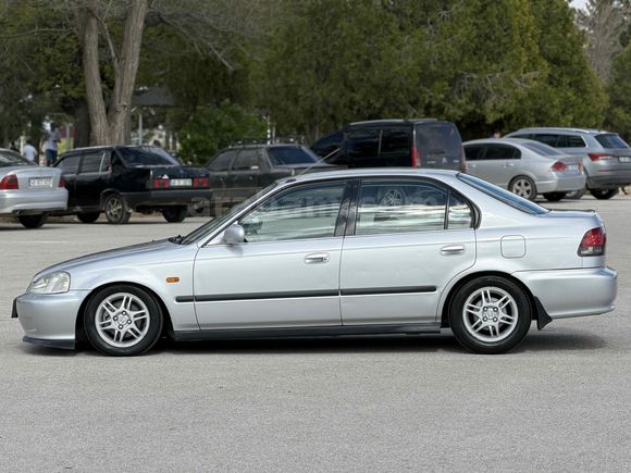 Sahibinden Honda Civic 1.6 i ES 2000 Model 