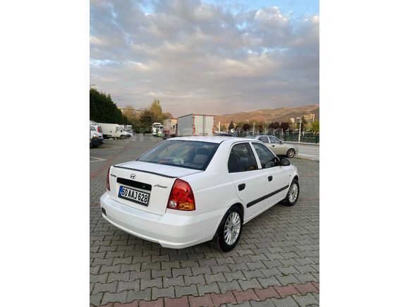 Sahibinden Hyundai Accent 1.3 Admire 2004 Model 