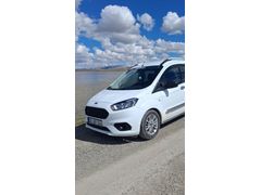 Sahibinden Ford Tourneo Courier 1.5 TDCi Trend 2021 Model