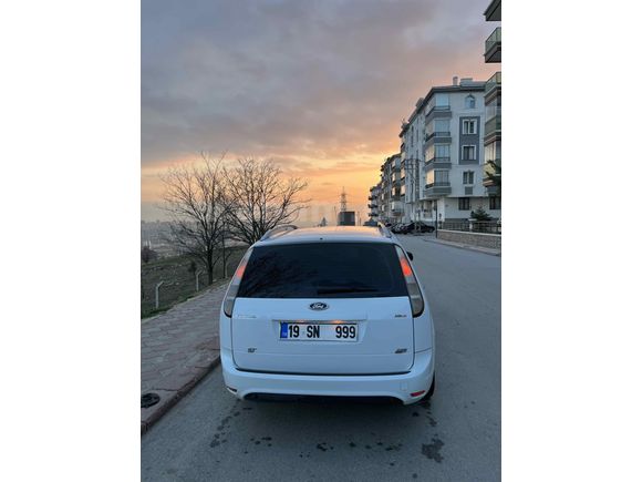 Sahibinden Ford Focus 1.6 TDCi Titanium X 2011 Model 