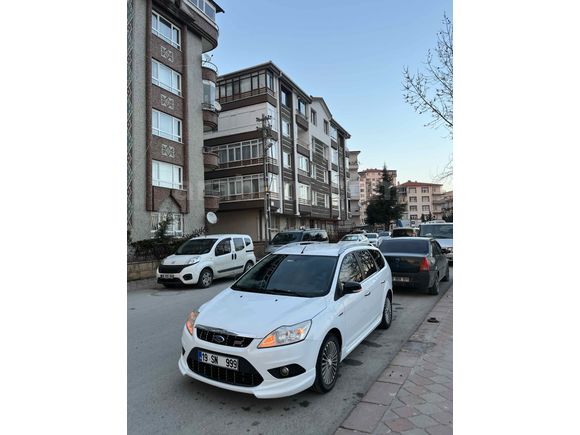 Sahibinden Ford Focus 1.6 TDCi Titanium X 2011 Model 