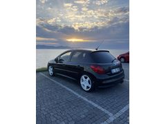 Sahibinden Peugeot 207 1.4 HDi Premium 2007 Model  283.000 km Siyah