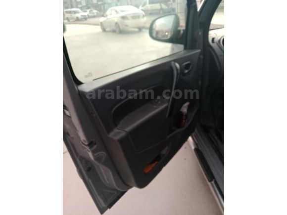 Sahibinden Renault Kangoo Multix 1.5 dCi Joy 2013 Model