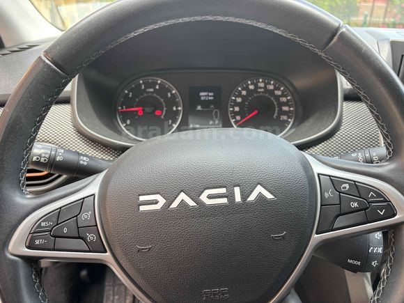 Sahibinden Dacia Sandero Stepway 1.0 Tce Expression 2022 Model  69000 Yeşil LPG LI