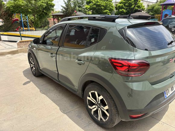 Sahibinden Dacia Sandero Stepway 1.0 Tce Expression 2022 Model  69000 Yeşil LPG LI