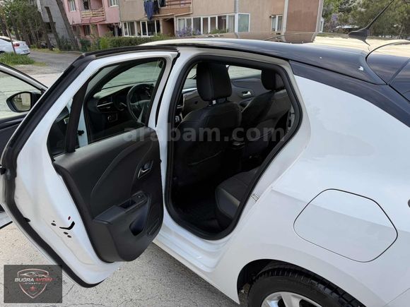 OPEL CORSA 1.2 T ELEGANCE DOLUUU