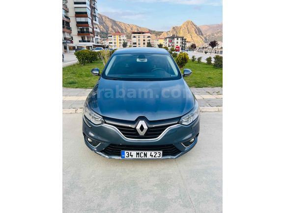 Sahibinden Renault Megane 1.5 dCi Touch Plus 2016 Model  199.000 km Gri (titanyum)