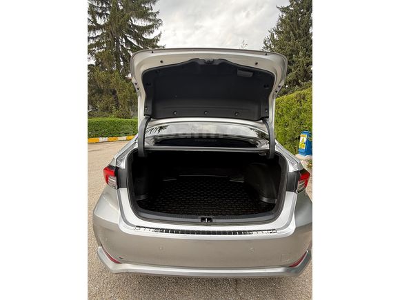 Sahibinden 2023 Corolla 1.5Passion XPack LPG Otmt 46840Km Hatasz