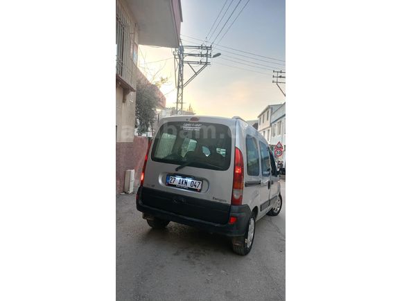 Sahibinden Renault Kangoo Multix 1.5 dCi Authentique 2011 Model
