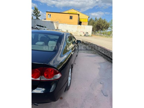 Sahibinden Honda Civic 1.6i VTEC Premium 2007 Model