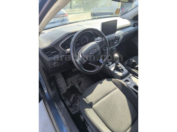 Sahibinden Ford Focus 1.5 Ti-VCT Trend X 2020 Model  74.000 km Mavi (metalik) kısa süreliğine indirim