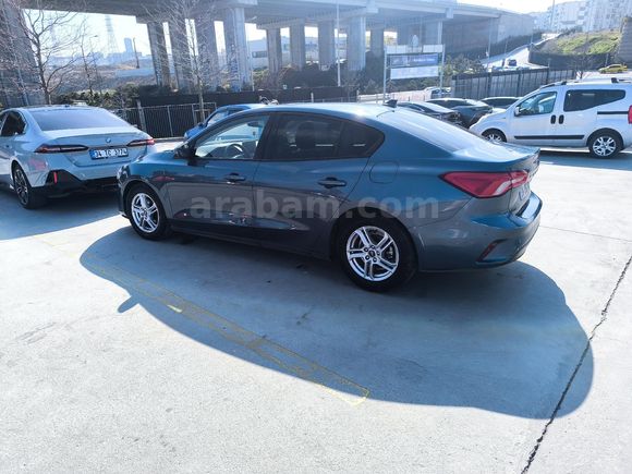 Sahibinden Ford Focus 1.5 Ti-VCT Trend X 2020 Model  74.000 km Mavi (metalik) kısa süreliğine indirim