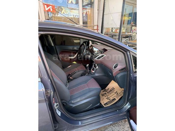 Sahibinden Ford Fiesta 1.4 Titanium X 2011 Model 