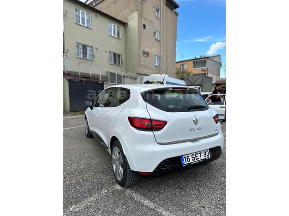 Sahibinden Renault Clio 1.5 dCi Touch 2015 Model  
 Beyaz