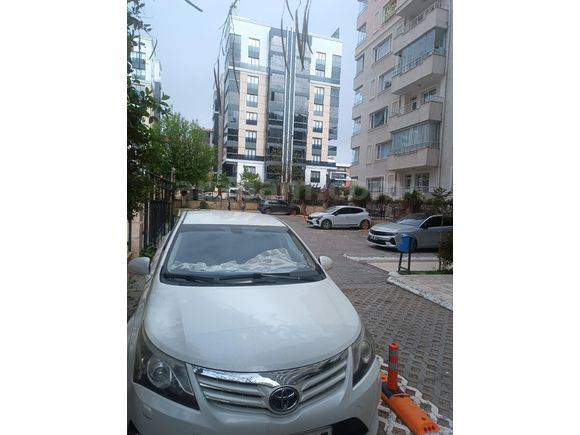 Sahibinden Toyota Avensis 1.6 Elegant Extra 2013 Model