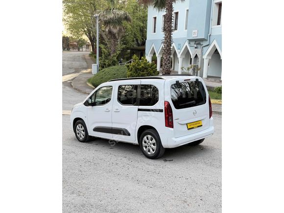 HATASIZ 46.000 KM OPEL COMBO LIFE EDİTİON