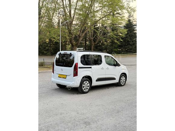 HATASIZ 46.000 KM OPEL COMBO LIFE EDİTİON