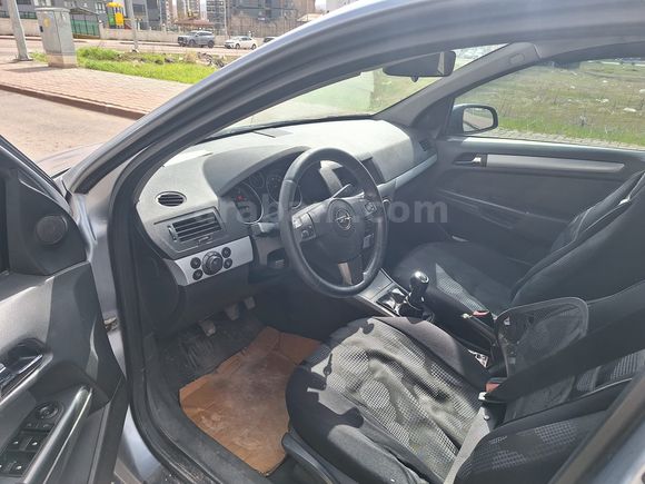 Öğretmenden temiz garaj aracı