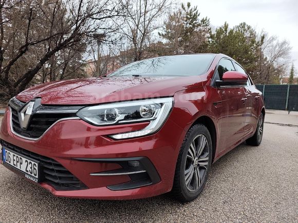 Sahibinden Renault Megane 1.3 TCe Touch 2023 Model