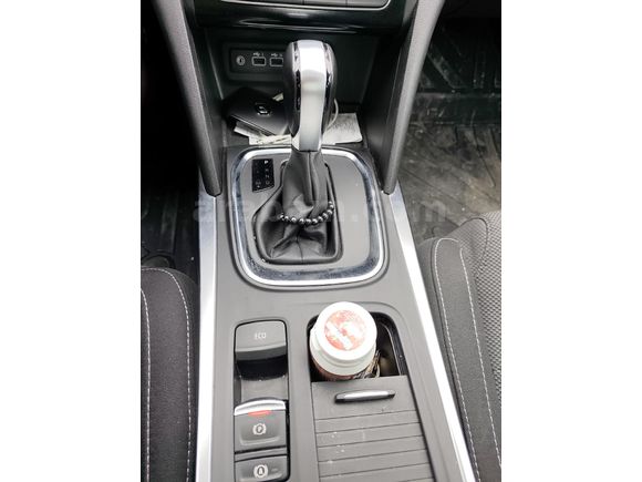 Sahibinden Renault Megane 1.3 TCe Touch 2023 Model
