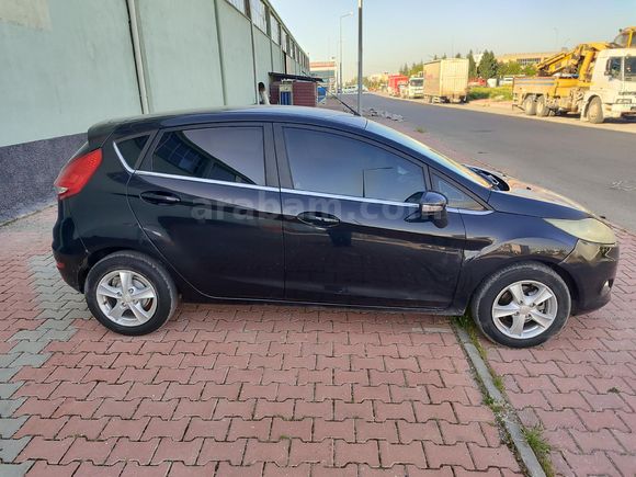 Düşük Km 1.4 TDCi Titanium 2009 Model