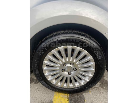 Sahibinden Ford Focus 1.6 Titanium 2010 Model  Gri (Gümüş)