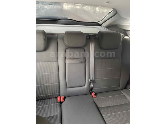Sahibinden Ford Focus 1.6 Titanium 2010 Model  Gri (Gümüş)