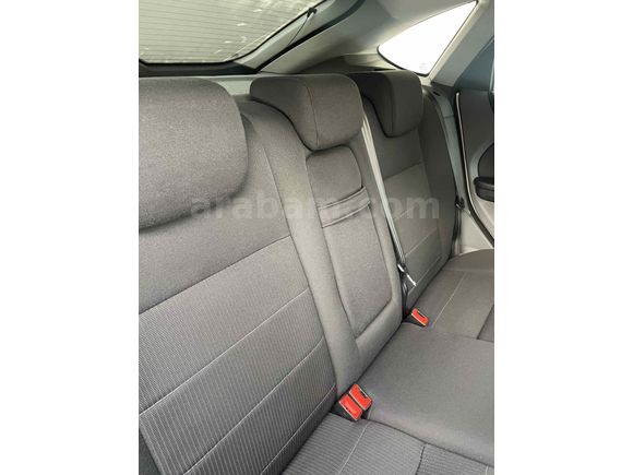 Sahibinden Ford Focus 1.6 Titanium 2010 Model  Gri (Gümüş)