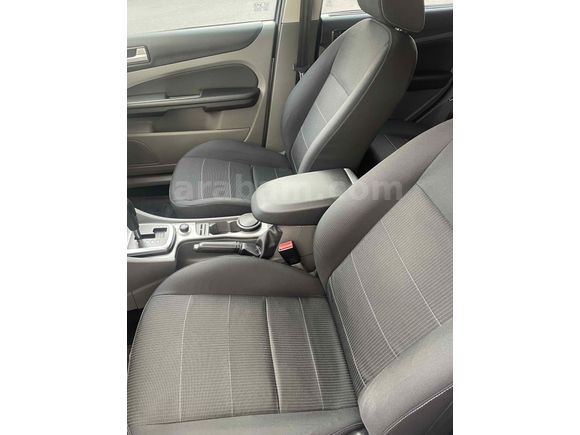 Sahibinden Ford Focus 1.6 Titanium 2010 Model  Gri (Gümüş)