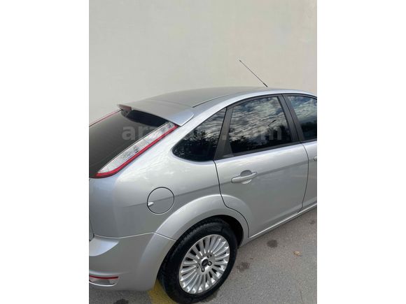 Sahibinden Ford Focus 1.6 Titanium 2010 Model  Gri (Gümüş)