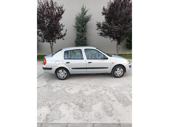 Sahibinden Renault Clio 1.5 dCi Expression 2003 Model  330.000 km Gri