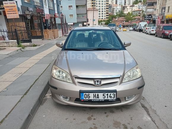 Sahibinden Honda Civic 1.6i VTEC LS 2005 Model